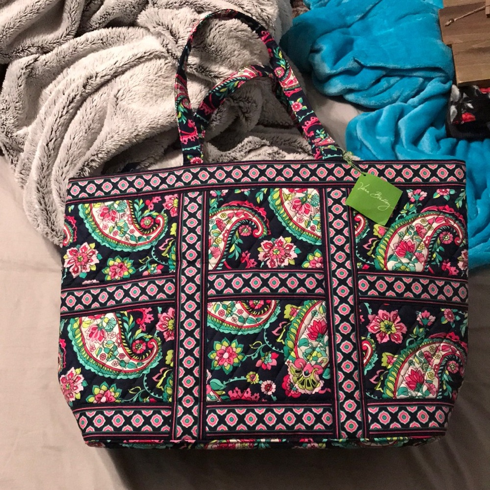 Vera Bradley Tic Tac Tote